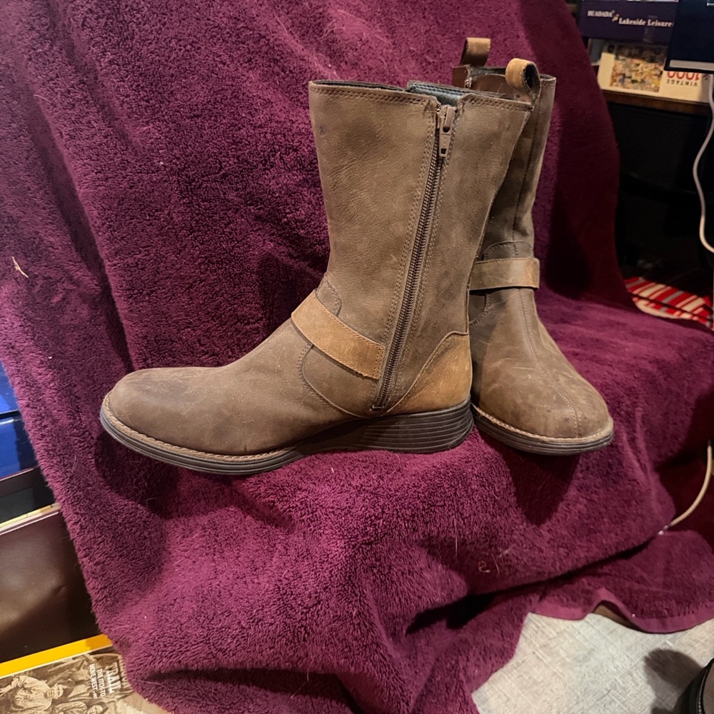 Merrell Travvy Mid Waterproof Ladies Boots